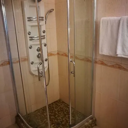 Afrodita 2 דירה 4*